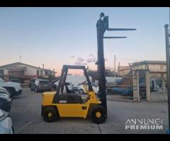 Carrello Elevatore Muletto Komatsu di 25 Q.li