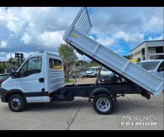 Iveco daily 3.0 35c15 ribaltabile trilaterale 2013