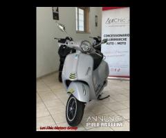 Vespa 300 SuperTech Nuova