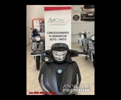 Piaggio Beverly 300 Deep Black Nuovo - 2