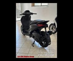 Piaggio Beverly 300 Deep Black Nuovo - 9