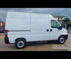 Fiat Ducato 2.5 TD TRASPORTO ANIMALI VIVI - 16