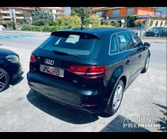 AUDI A3 SPB 1.6 TDI Sport XENO - NAVI - 3