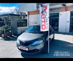 LANCIA Ypsilon 1.0 FireFly 5 porte S&S Hybrid Ec - 23