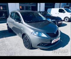 LANCIA Ypsilon 1.0 FireFly 5 porte S&S Hybrid Ec - 28