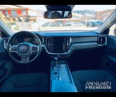 VOLVO V60 D3 Geartronic COCKPIT- CARPLAY - 13