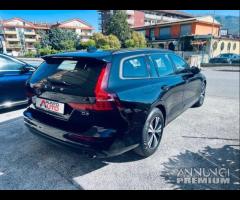 VOLVO V60 D3 Geartronic COCKPIT- CARPLAY - 29