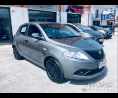 LANCIA Ypsilon 1.0 FireFly 5 porte S&S Hybrid Ec - 19