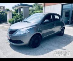 LANCIA Ypsilon 1.0 FireFly 5 porte S&S Hybrid Ec - 24