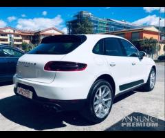 PORSCHE Macan 2.0 - 30