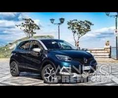 Disponibili Renault Captur 2020 ricambi c2247 - 1