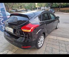 Ford Focus 1.5 TDCi 120 CV S&S Plus TITANIUM - 22