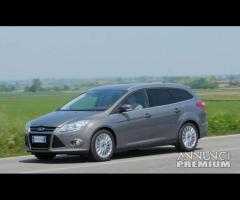 FORD FOCUS STATION WAGON SW RICAMBI