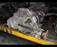 Cambio Manuale Per Audi A5 2.0 TD 4x4 Codice LRV