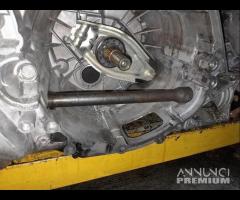 Cambio Manuale Per Audi A5 2.0 TD 4x4 Codice LRV - 6