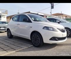 LANCIA YPSILON HYBRID 2023 KM 0---- - 6