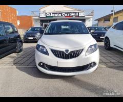 LANCIA YPSILON HYBRID 2023 KM 0---- - 8