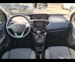 LANCIA YPSILON HYBRID 2023 KM 0---- - 16