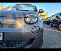 FIAT 500 ICON CABRIO 42 KWh --2023-- - 10