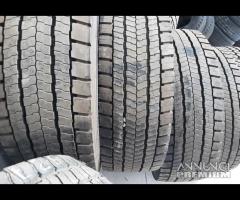 305 70 2:.5 Pirelli - 1