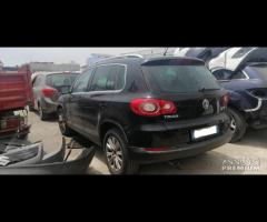 Ricambi VW Tiguan 2.0 D del 2008 motore CBA