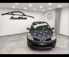 RENAULT Clio 2006 Benzina Cambio Automatico