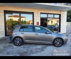 Vw Golf 1.6 TDI 110cv DSG Highline Bluemotion E6 - 4