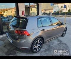 Vw Golf 1.6 TDI 110cv DSG Highline Bluemotion E6 - 5