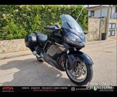 Kawasaki gtr 1400 abs solo 26000 km