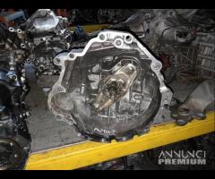 Cambio Manuale Per Audi A4 B5 TD Sigla DHF