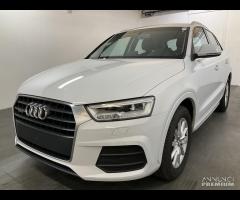 Audi Q3 2.0 TDI 120cv Navi Xeno Uniproprietario.