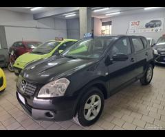 Nissan Qashqai 1.6 benz unico prop