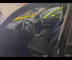 Nissan Qashqai 1.6 benz unico prop - 12