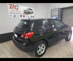 Nissan Qashqai 1.6 benz unico prop - 13