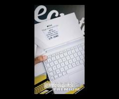 IPAD MAGIC KEYBOARD FOLIO 10 GENERAZIONE - 2