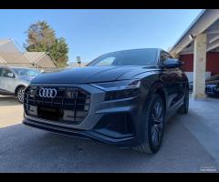 Audi Q8 50 TDI 286 CV quattro S-line