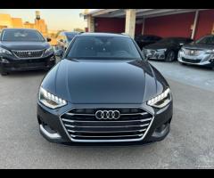 Audi A4 Avant 35 TDI/163 CV S tronic cockpit