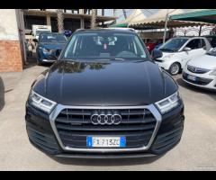 Audi Q5 40 TDI quattro S tronic Business Design - 1