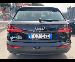 Audi Q5 40 TDI quattro S tronic Business Design