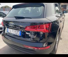 Audi Q5 40 TDI quattro S tronic Business Design - 6