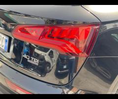 Audi Q5 40 TDI quattro S tronic Business Design - 11