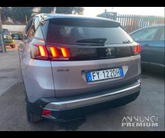 Peugeot 3008 1.5 ALLURE S&S 130CV EAT8