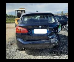 Bmw Serie 216d Active Tourer 2017 incidentata - 8