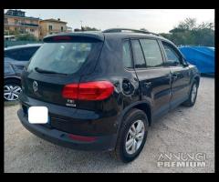 Volkswagen Tiguan 1.4 TSI 125cv 2015 incidentata - 9