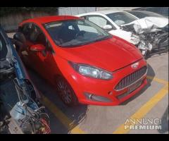 Ford Fiesta 2015 Demolita - Per Ricambi