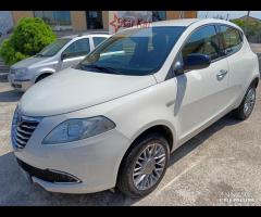 Lancia Ypsilon 0.9 TwinAir 85 CV 5 porte Metano Ec - 1