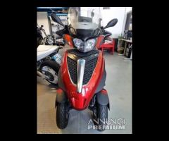 Piaggio MP3 300 - 2017 PATENTE B - FINANZIABILE - 8