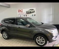 Ford Kuga 1.5 TDCI 120 Powershift Edition garantit - 7