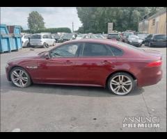 Jaguar XF 2016 2.0TD 4x4 204DTD Per Ricambi - 6