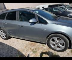 Opel Astra 1.7 CDTI 125CV Sports Tourer Cosmo - 3